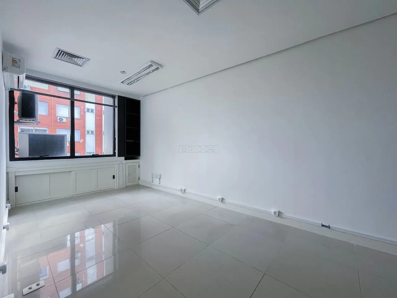 SALA COMERCIAL DE 50M2 - MOINHOS DE VENTO