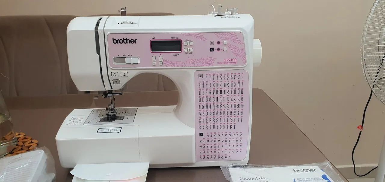 Maquina de Costura Brother SQ9100 Seminova (usada apenas 2vezes)