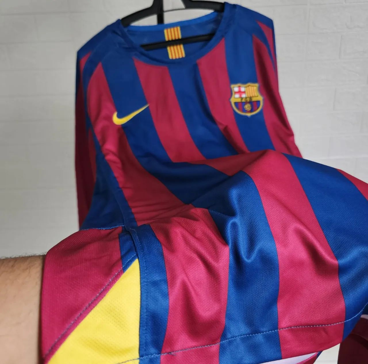 Camisa do Barcelona retrô Manga Longa 2005 - Pronta entrega  - Foto 2