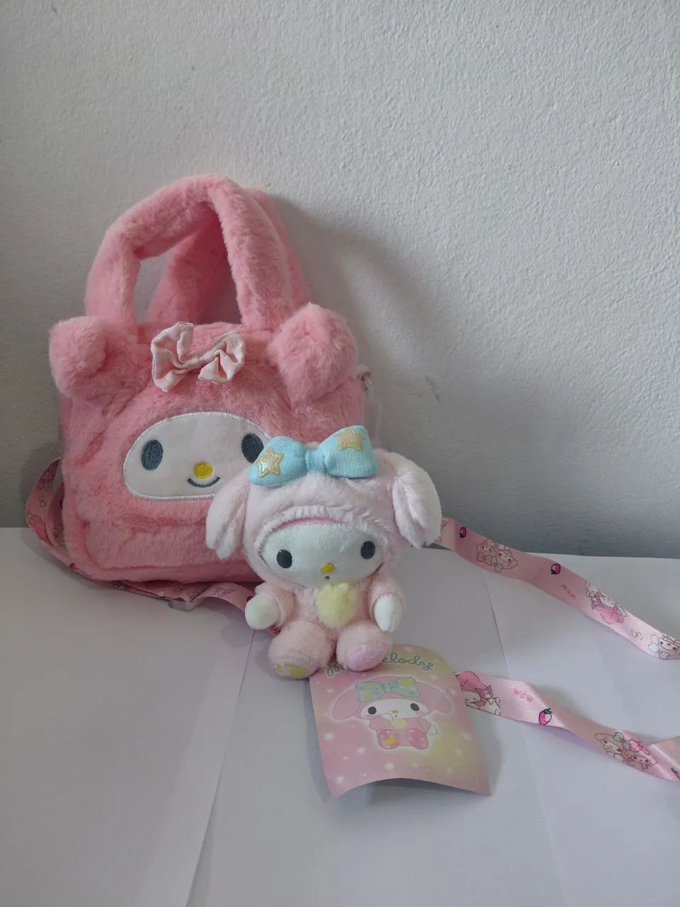 Bolsa + chaveiro Hello Kitty