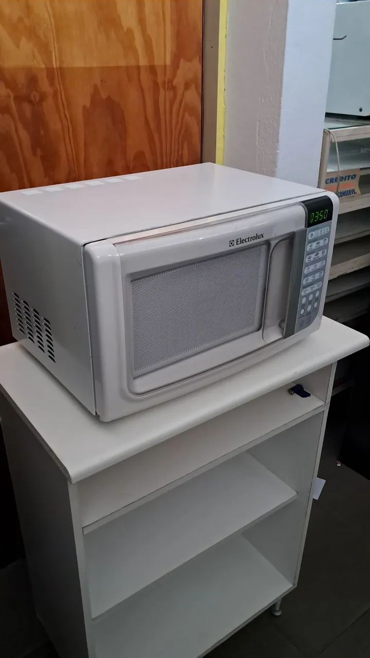 Micro-ondas Electrolux branco 23 litros , 127V.  - Foto 5