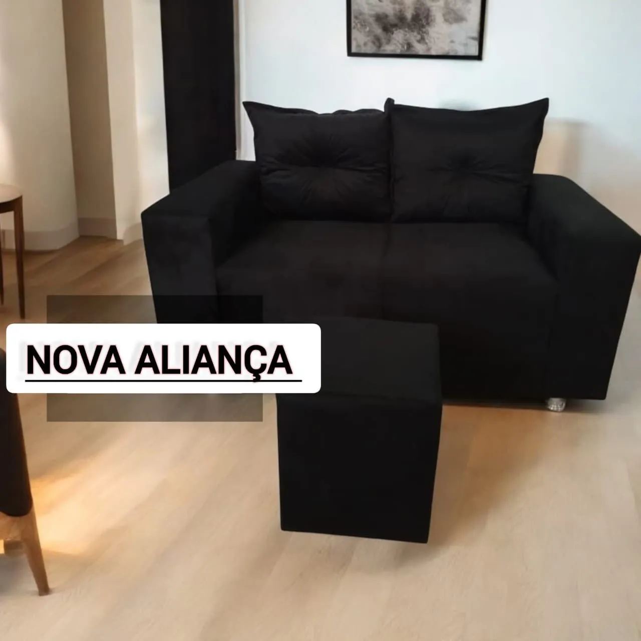 Sofá 2 lugares com Puff