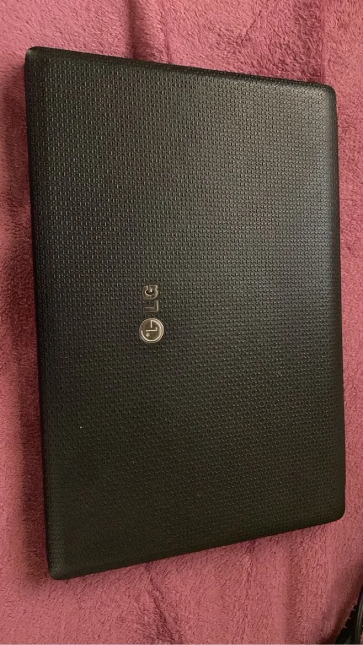 Notebook LG - Design Elegante e Desempenho Confiável