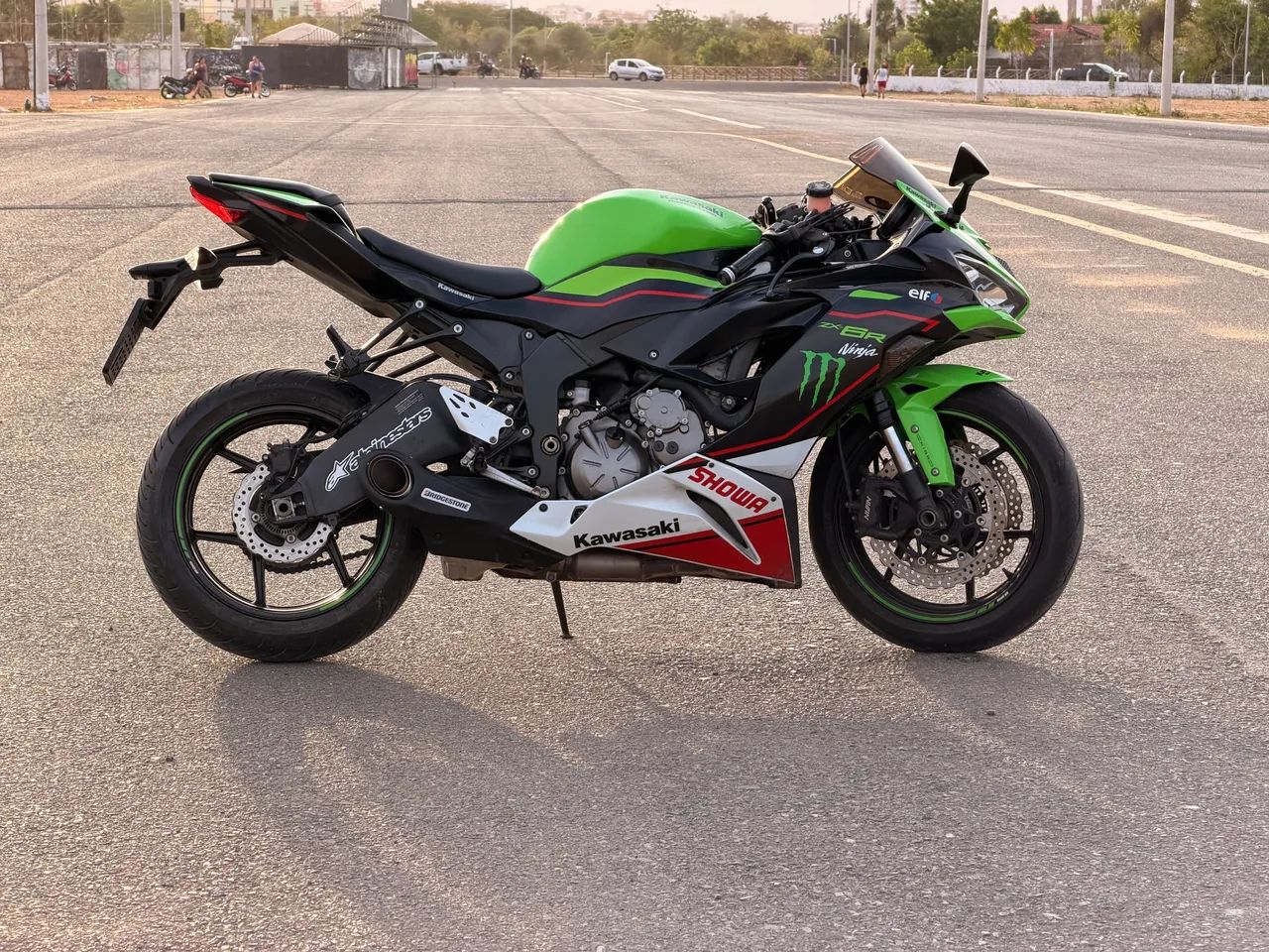 Kawasaki Zx-6r 636cc 2021 - 1455096835 | OLX