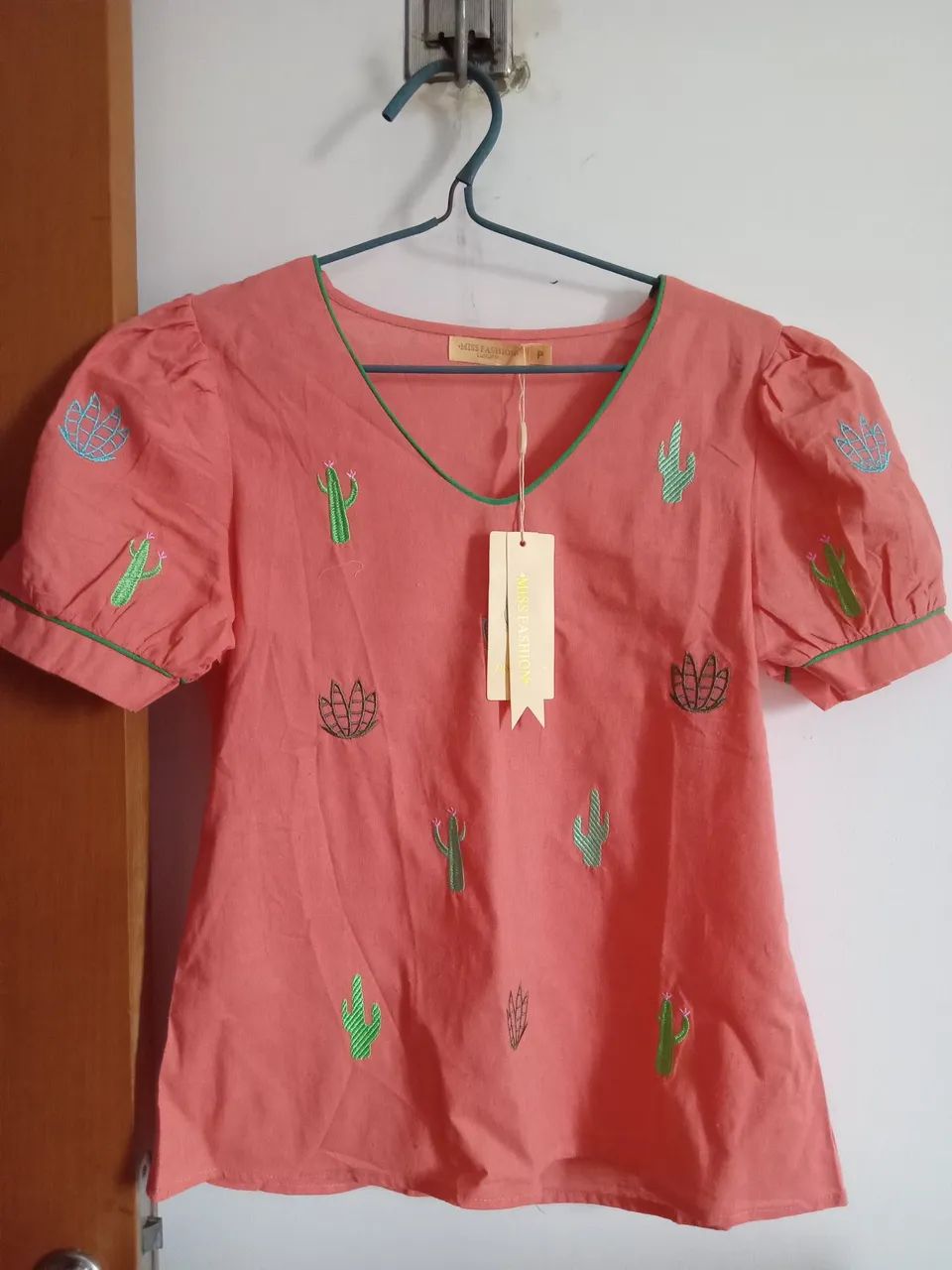 BLUSA FEMININA NOVA TAMANHO P