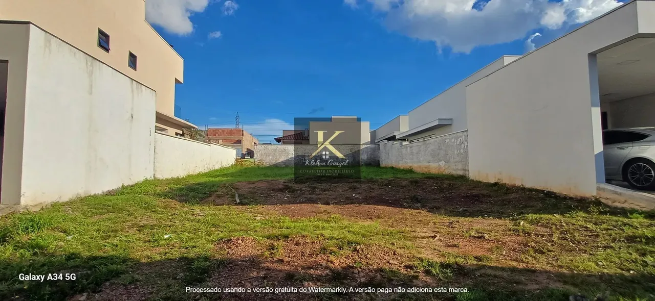 Oportunidade Única! Terreno à Venda no Condomínio Residencial Verana 301m²