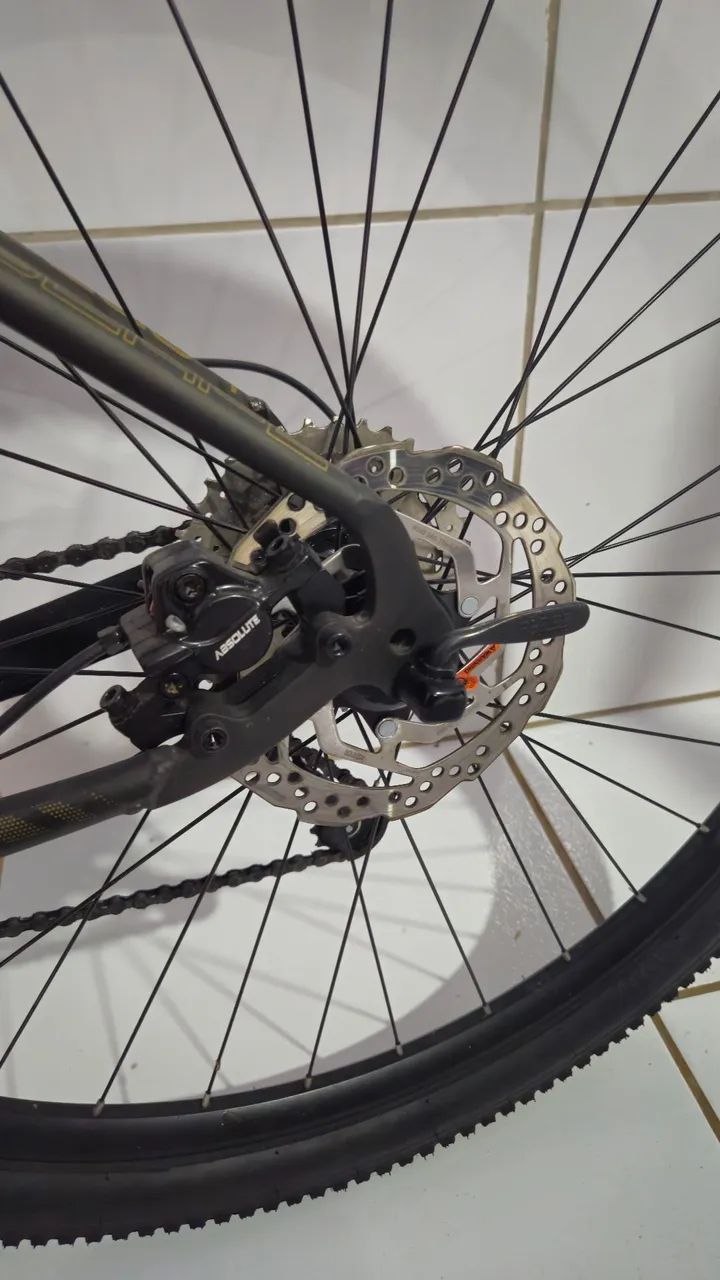 Bicicleta Aro 29 Shimano - Foto 3