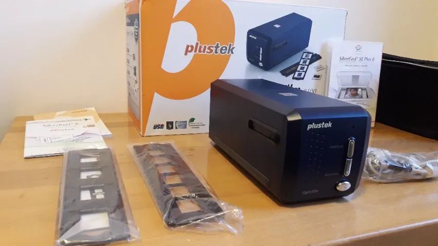 Plustek Opticfilm 8100 (Scanner para negativos fotográficos