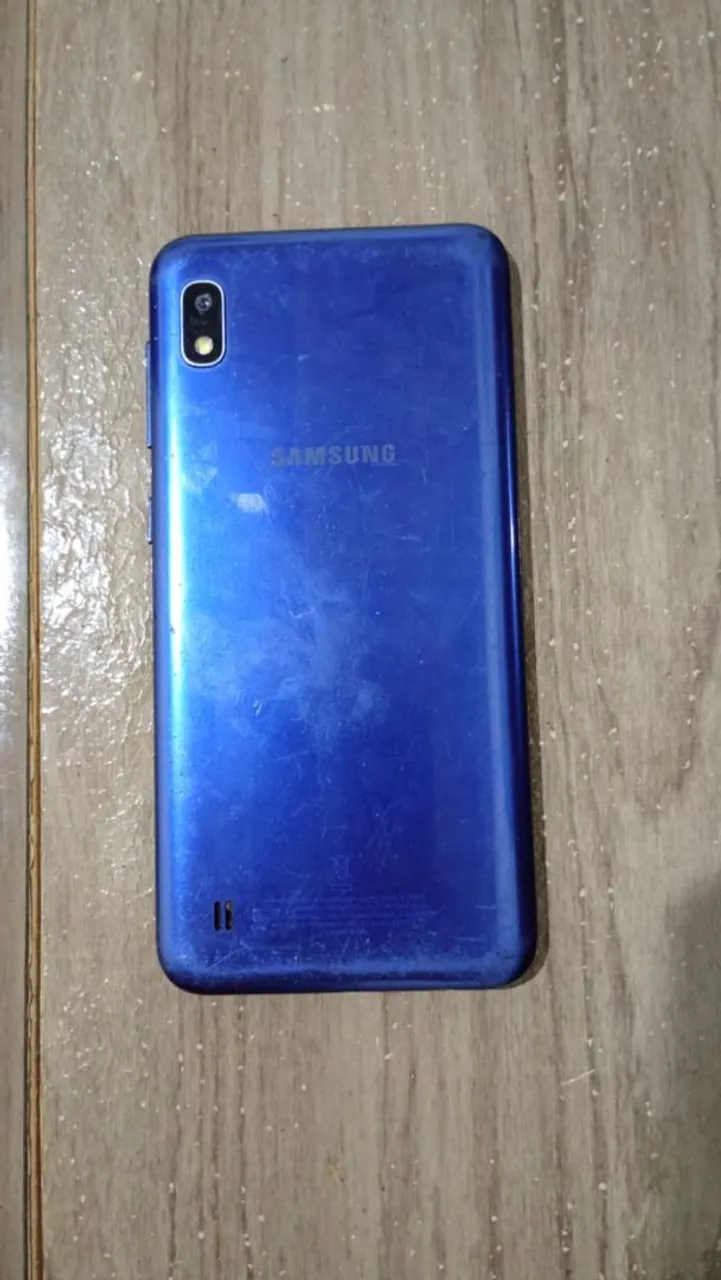 Vendo célula A10 Samsung