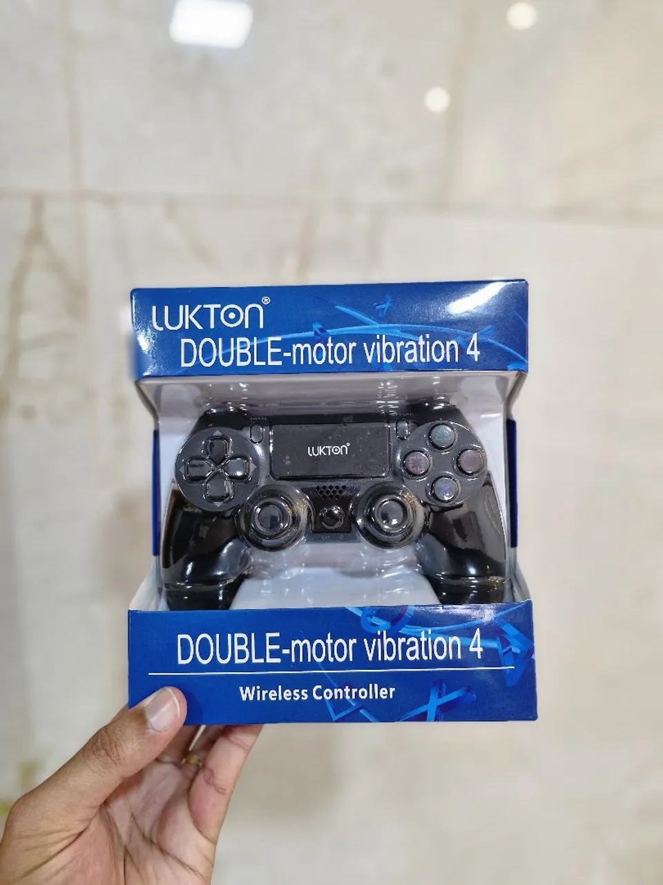 Controle ps4 sem fio 71.00 Reais.