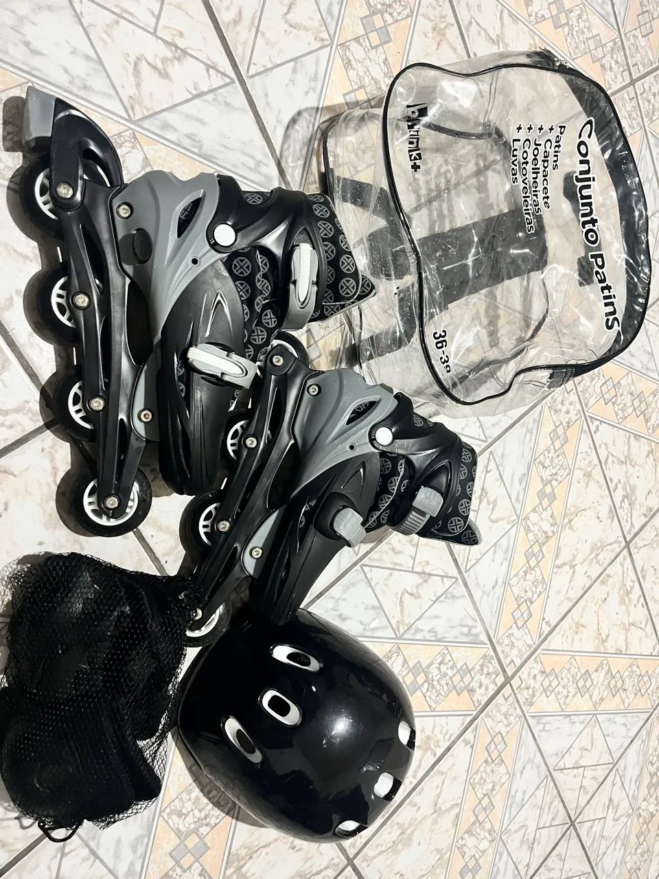 Patins semi novo 64314494717826120