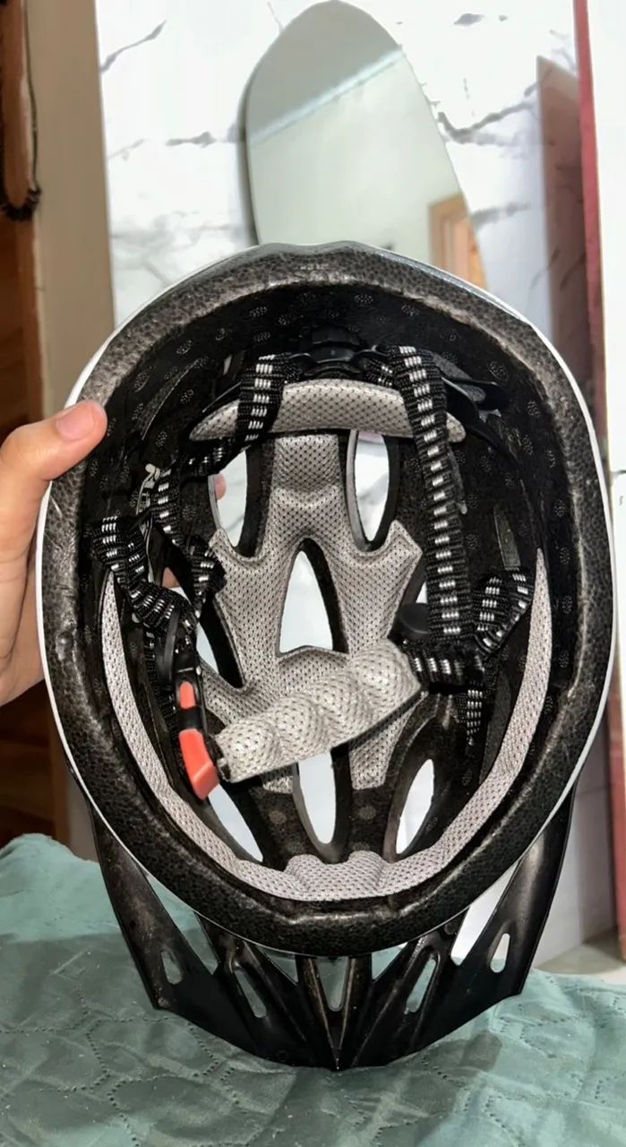 Venda de capacete de ciclismo - Foto 2