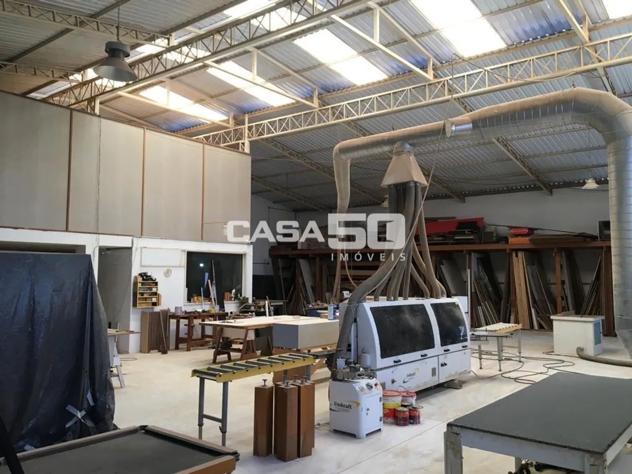 CASA E BARRACAO - Foto 2