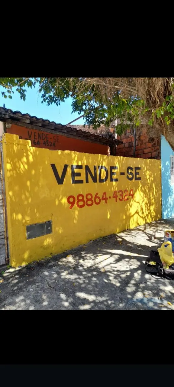Casa no ponto novo próximo a tudo