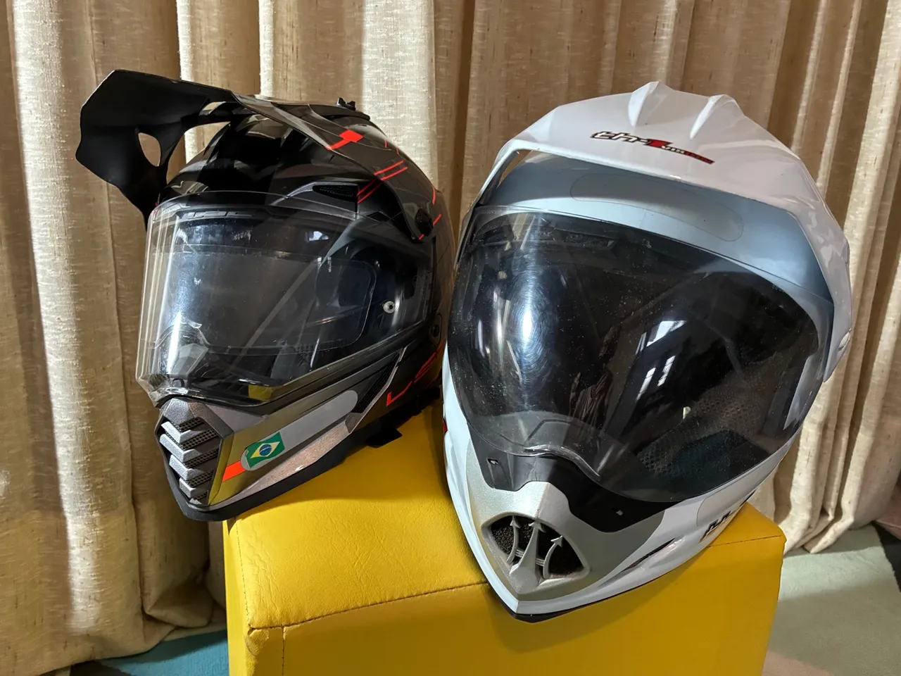 Vendo 2 capacete
