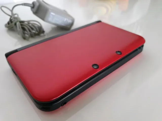 Nintendo 3DS XL Vermelho + 2 Jogos