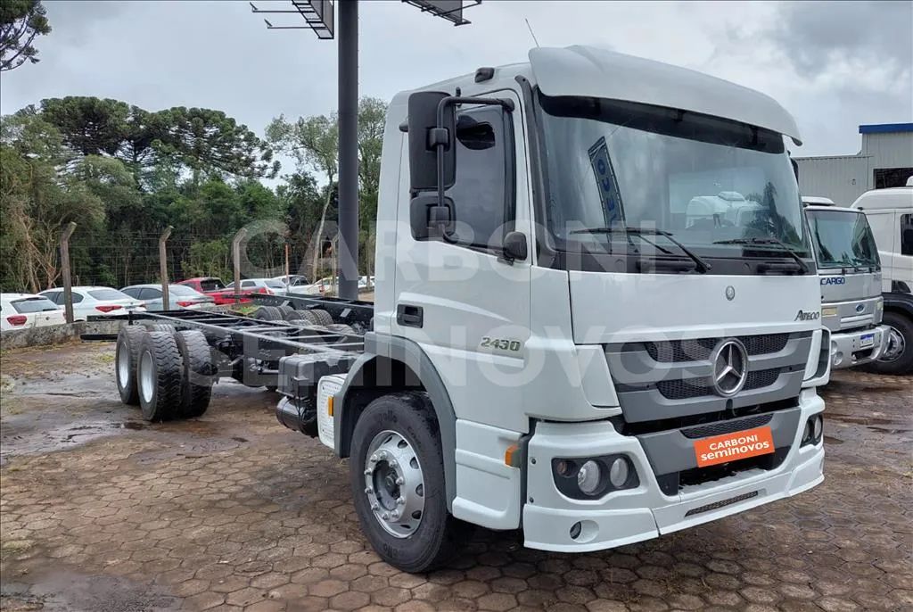 MERCEDES-BENZ ATEGO 2430 6X2, ANO 2017/2018 - Foto 4