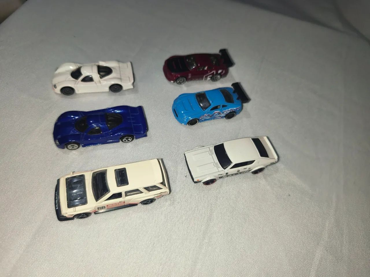 Coleção 6 carrinhos Hot Wheels Nissan - Foto 2
