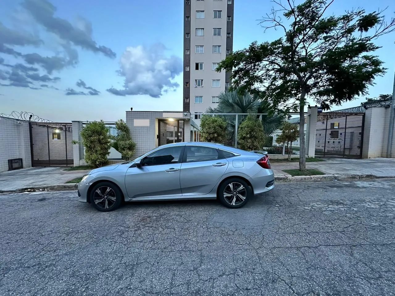 Honda Civic SEDAN EXL 2.0 FLEX 16V AUT.4P 2017