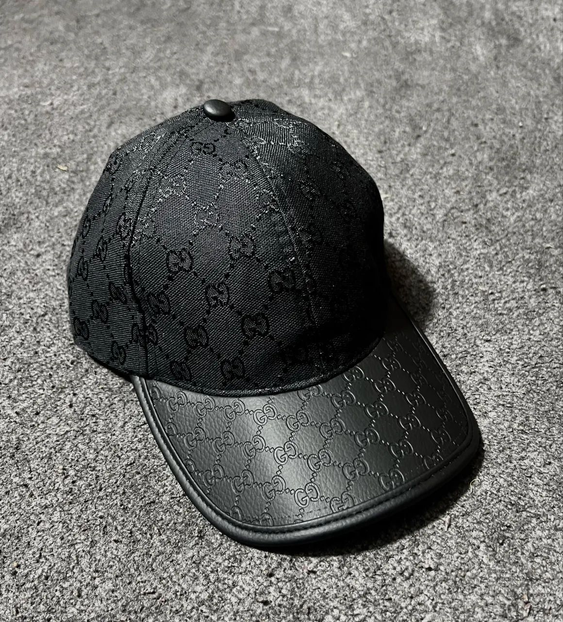Boné Preto
