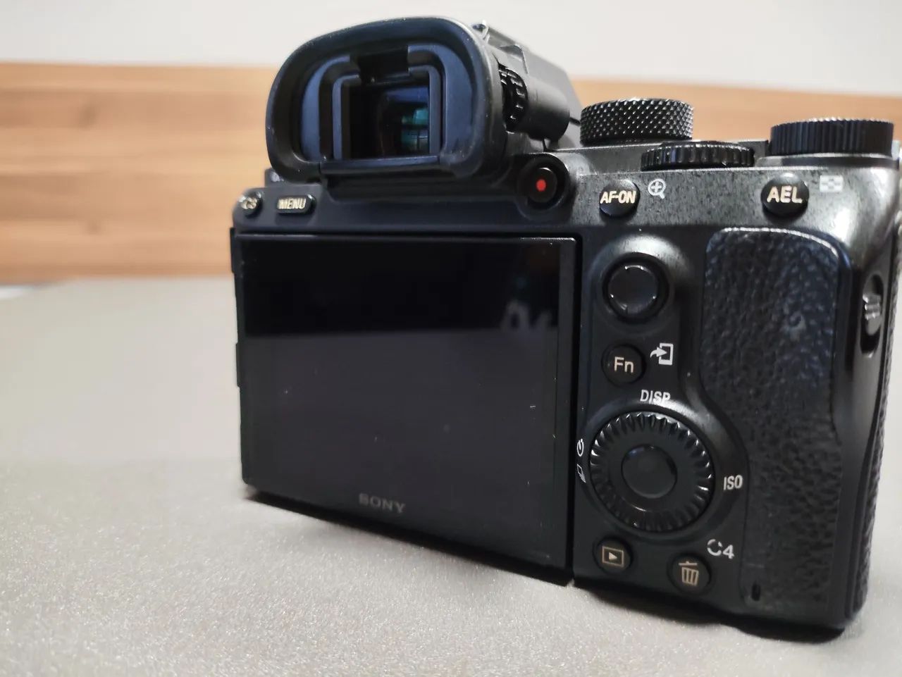 Câmera Sony A7III - Foto 3
