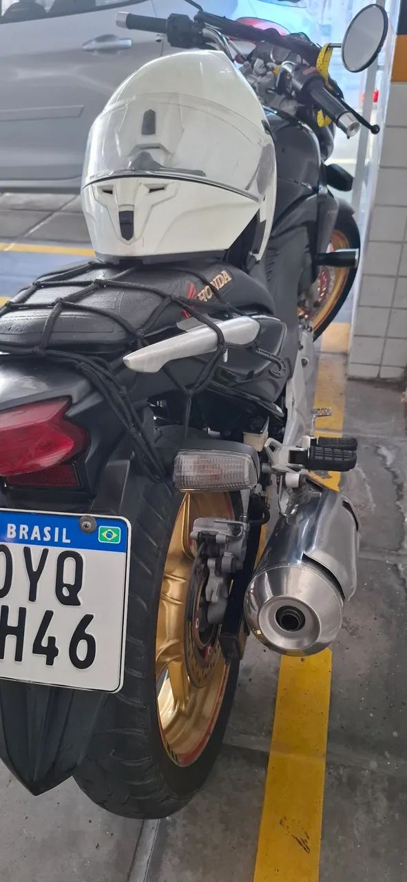 Vendo cb 300 r