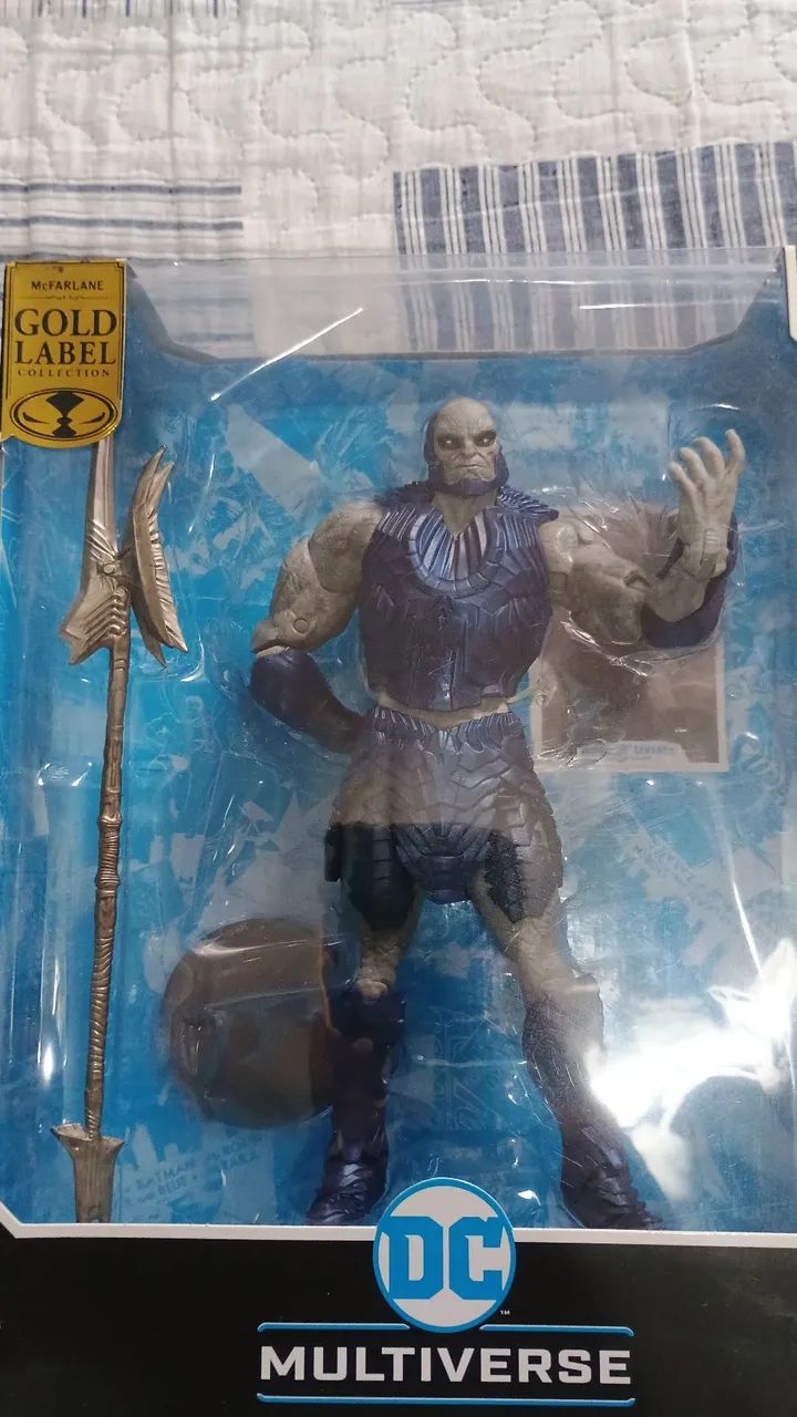 Boneco DC multiverse darkseid armored. - Foto 2