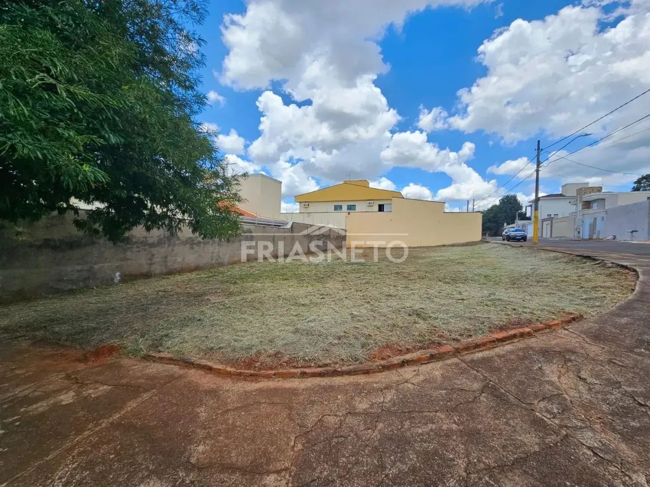 Venda de Terreno - Bairro Parque Santa Cecília, Piracicaba/SP