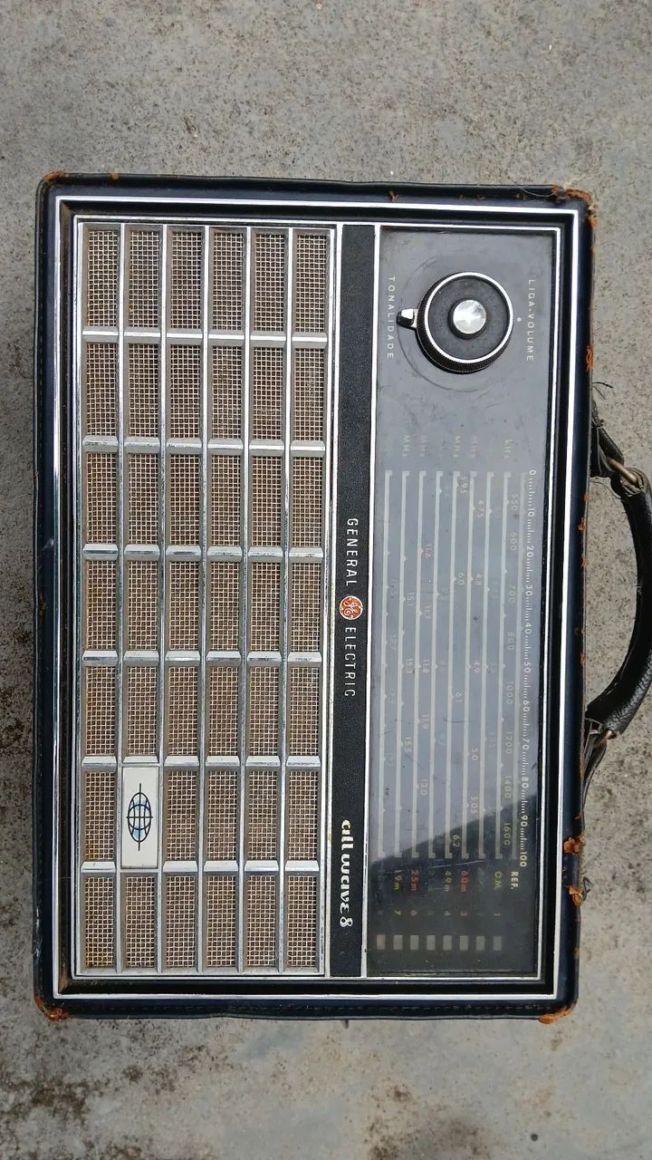 Radio antigo general eletric