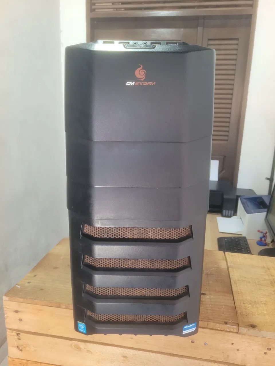 Gabinete CM STORM