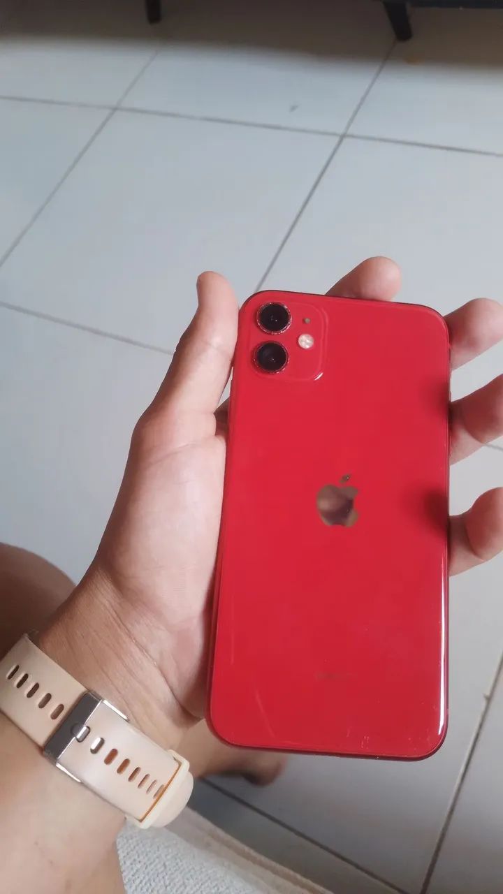 Iphone 11 vermelho 64gb bem conservado - Foto 2