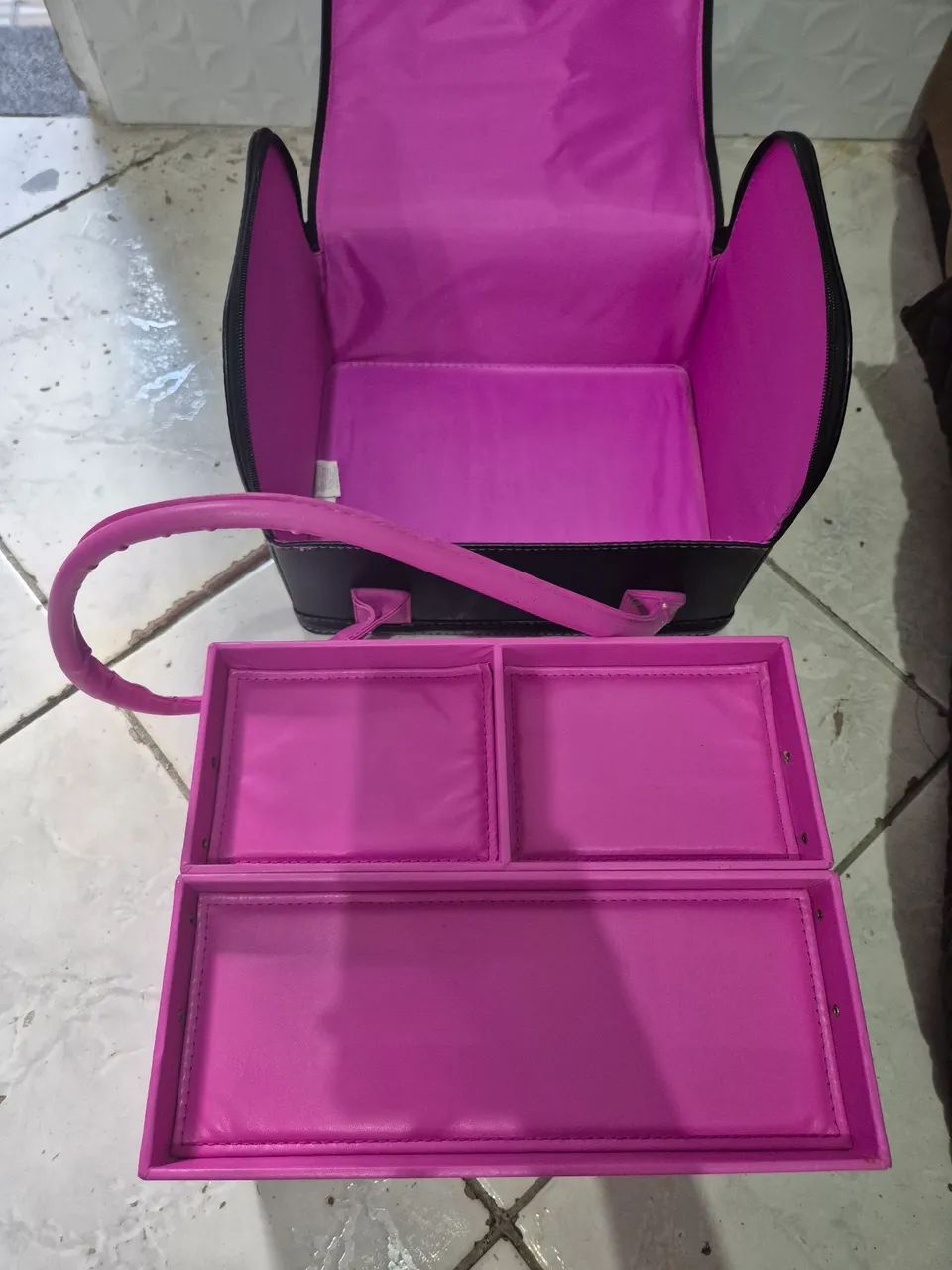 Maleta de Maquiagem / AVON - Foto 5