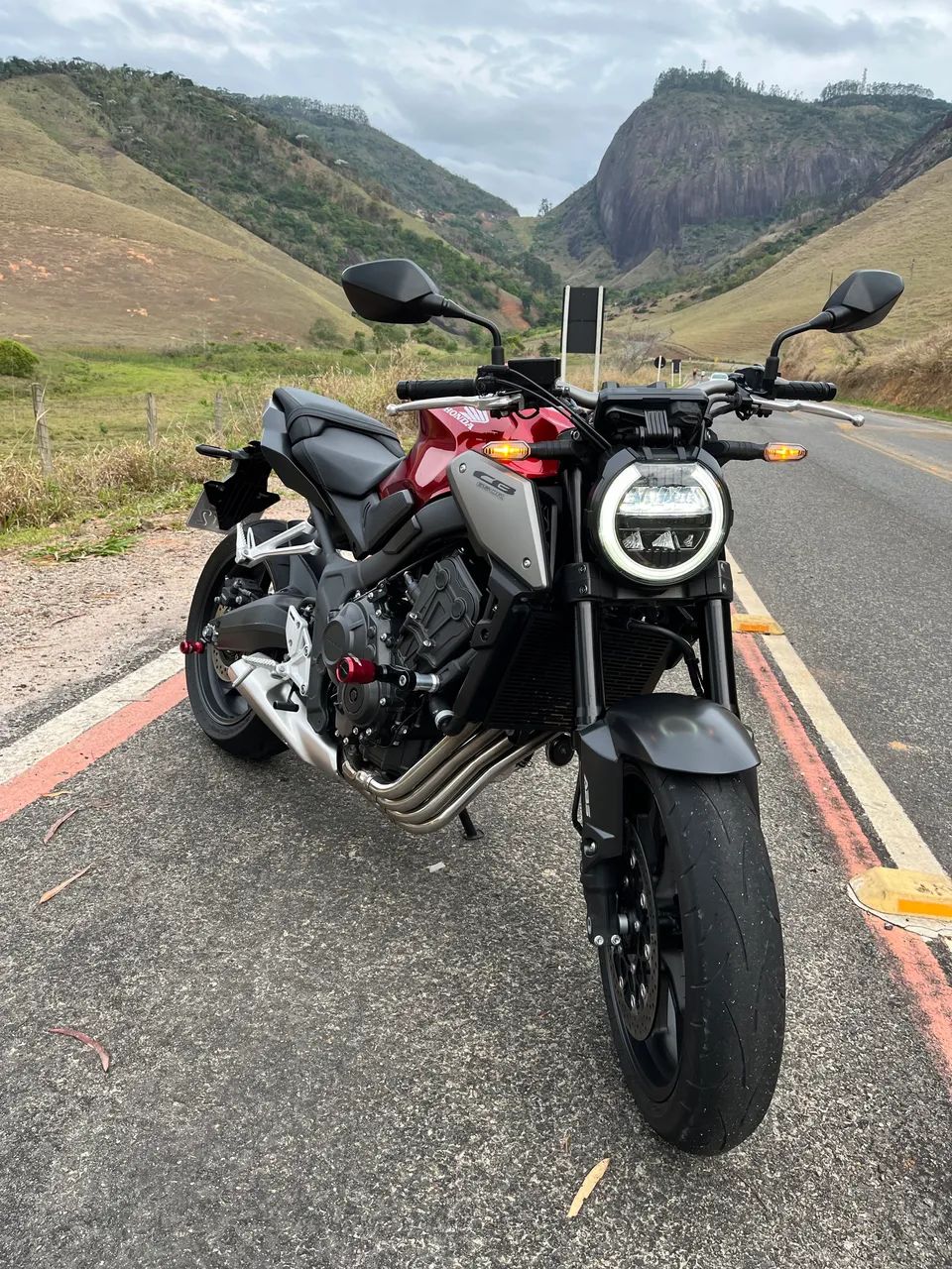 Cb 650r 