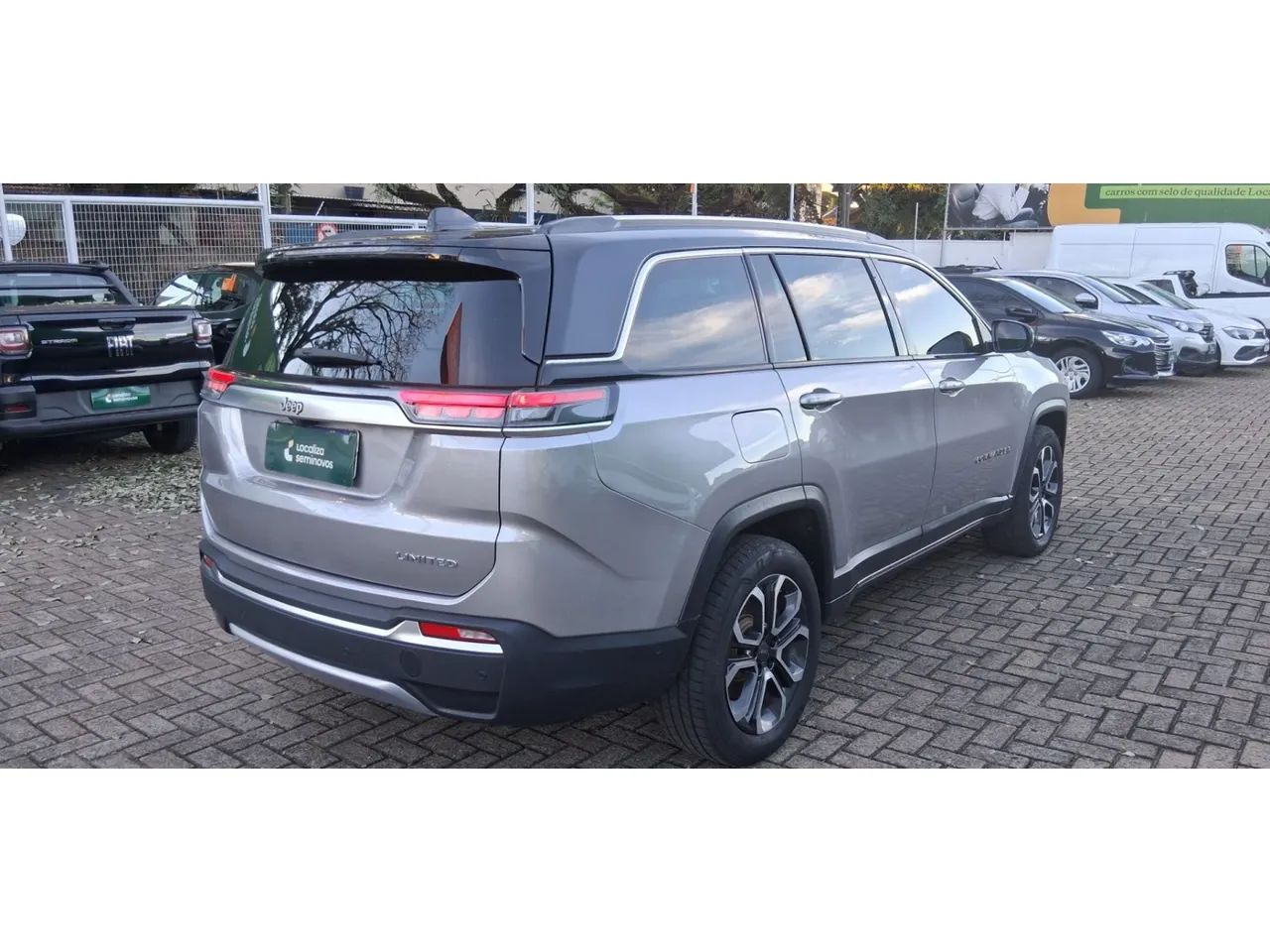Jeep Commander Limited T270 1.3 TB Flex AUT 2023 - Foto 5
