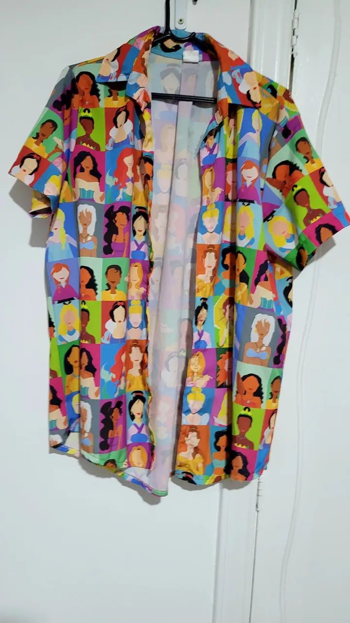 Camisa g estampada de princesas 