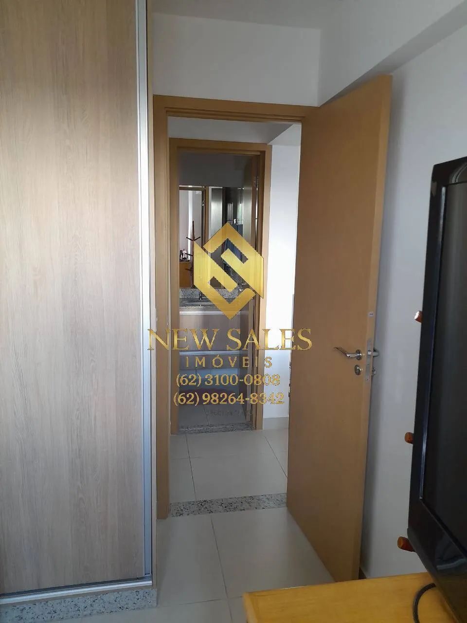Lindo Apartamento com 2 Quartos sendo 1 Suíte - Completo em Armários - Foto 2
