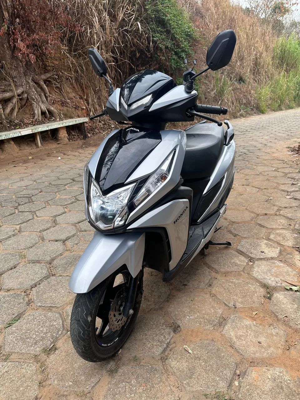 Honda elite 125