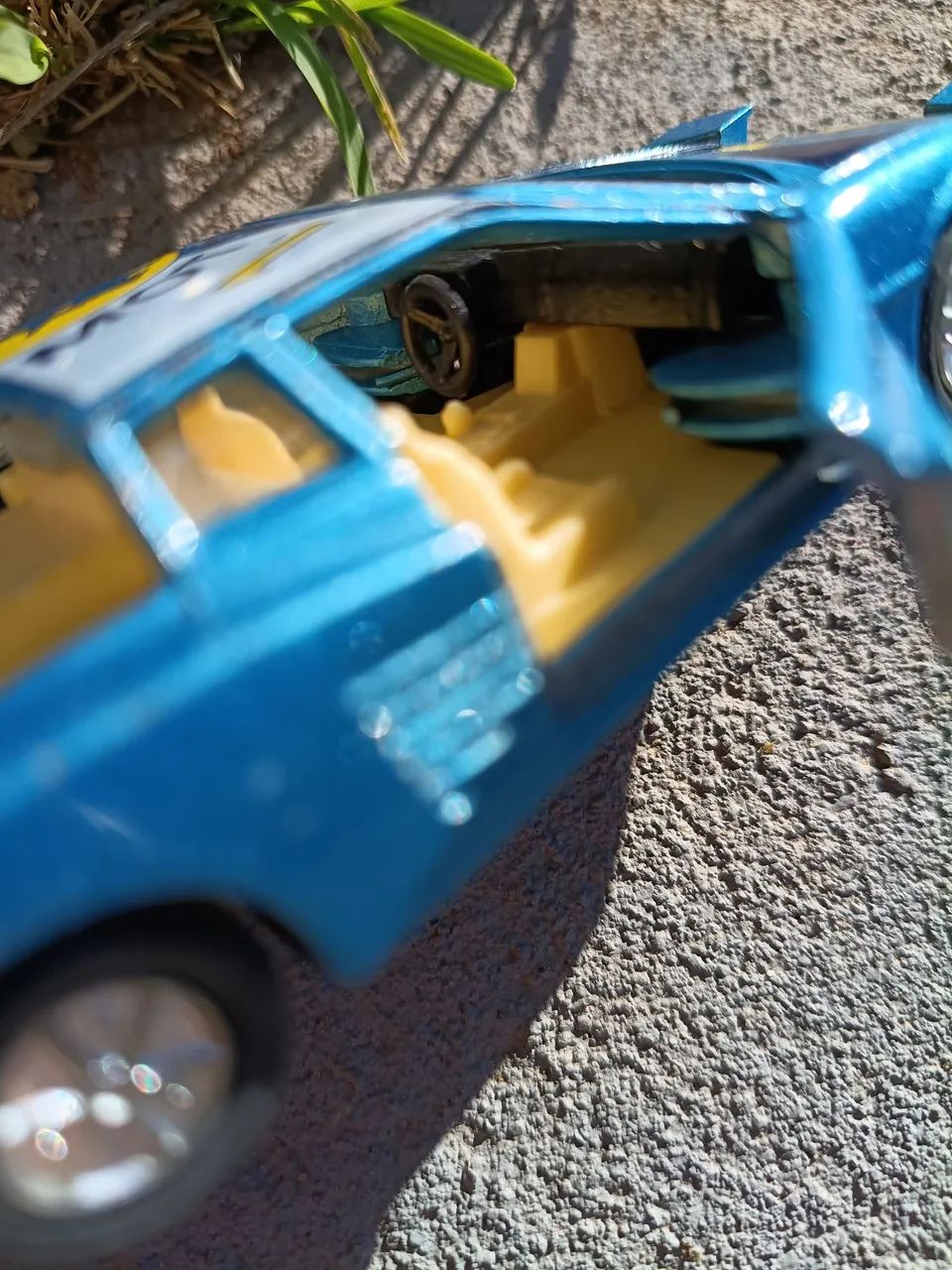 Carrinho miniatura colecionável marca Sunnyside modelo Ferrari  - Foto 4
