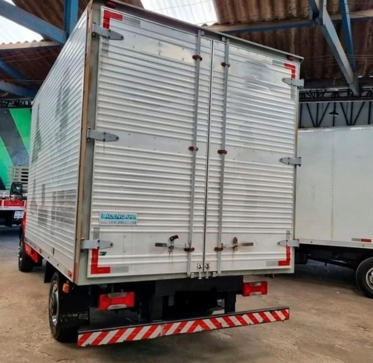 Iveco Daily 35s14 Baú 2014 - Foto 4