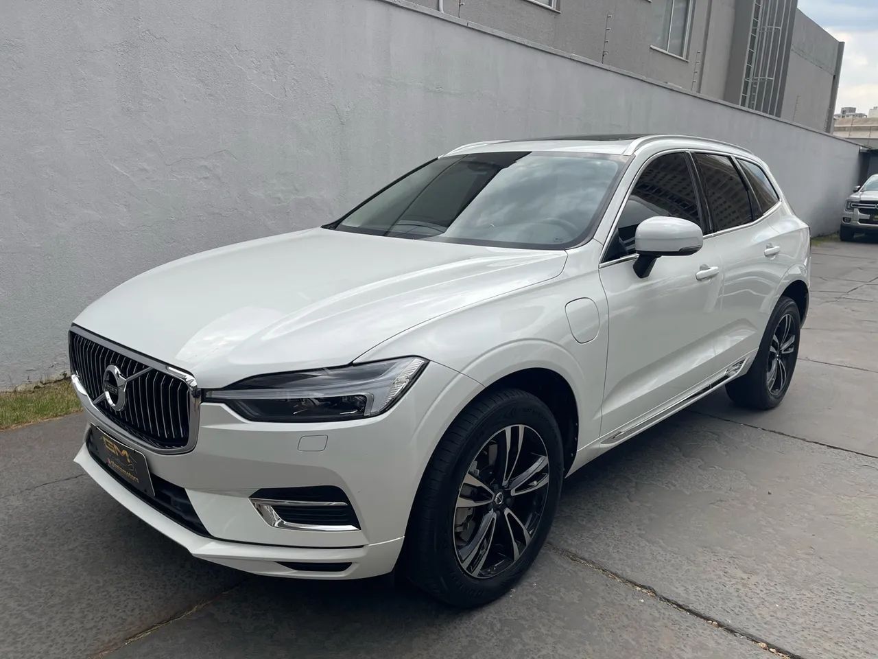 Volvo Xc60 XC 60 T-8 HÍBRIDO MOMENTUM 2.0 5P 2021