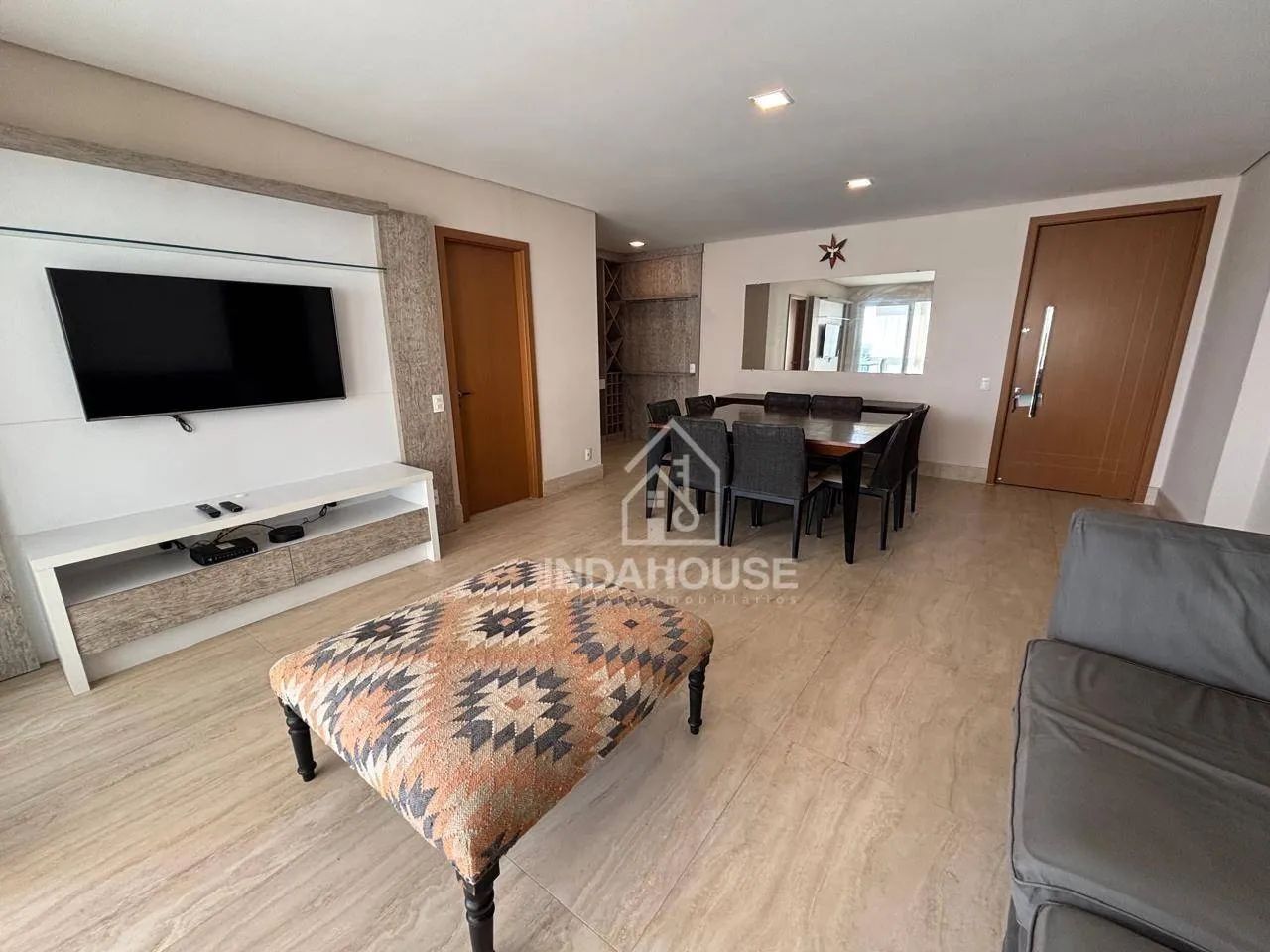 Apartamento com 3 suítes para alugar - Edifício Majestic - Indaiatuba/SP