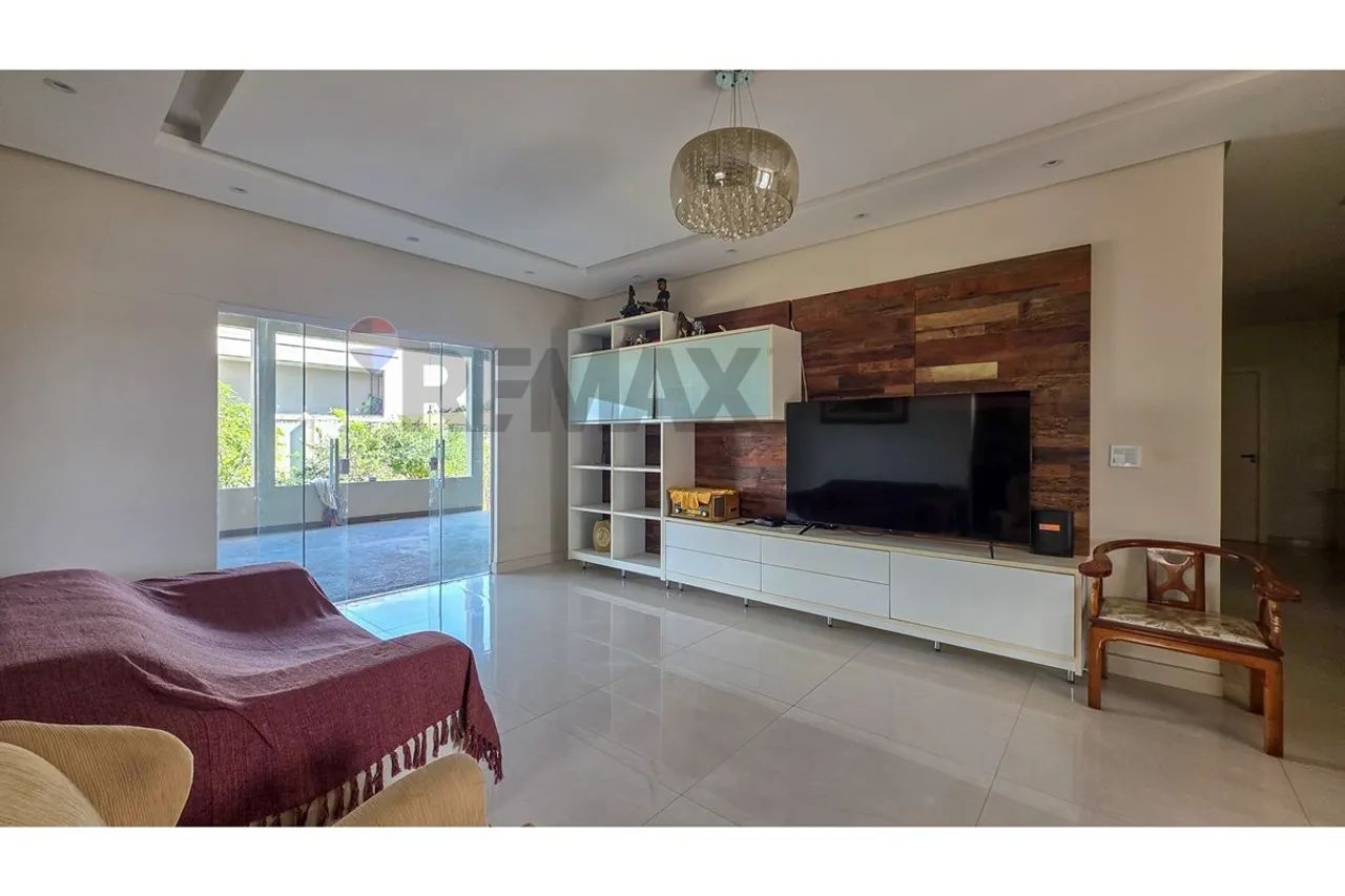 OPORTUNIDADE CASA TÉRREA 4Q JARD. BOT. PRIVÊ - Foto 3