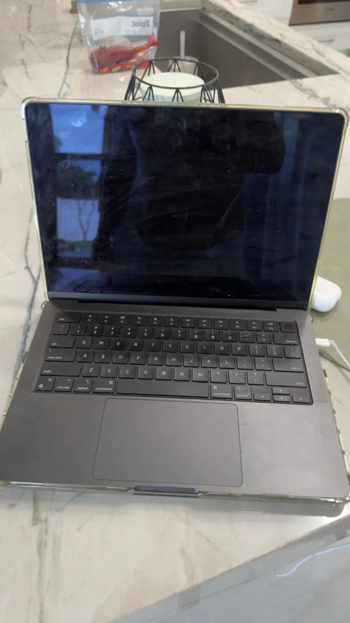 Macbook 14´ Pro m3 mx 64gb ram 1tb  - Foto 2