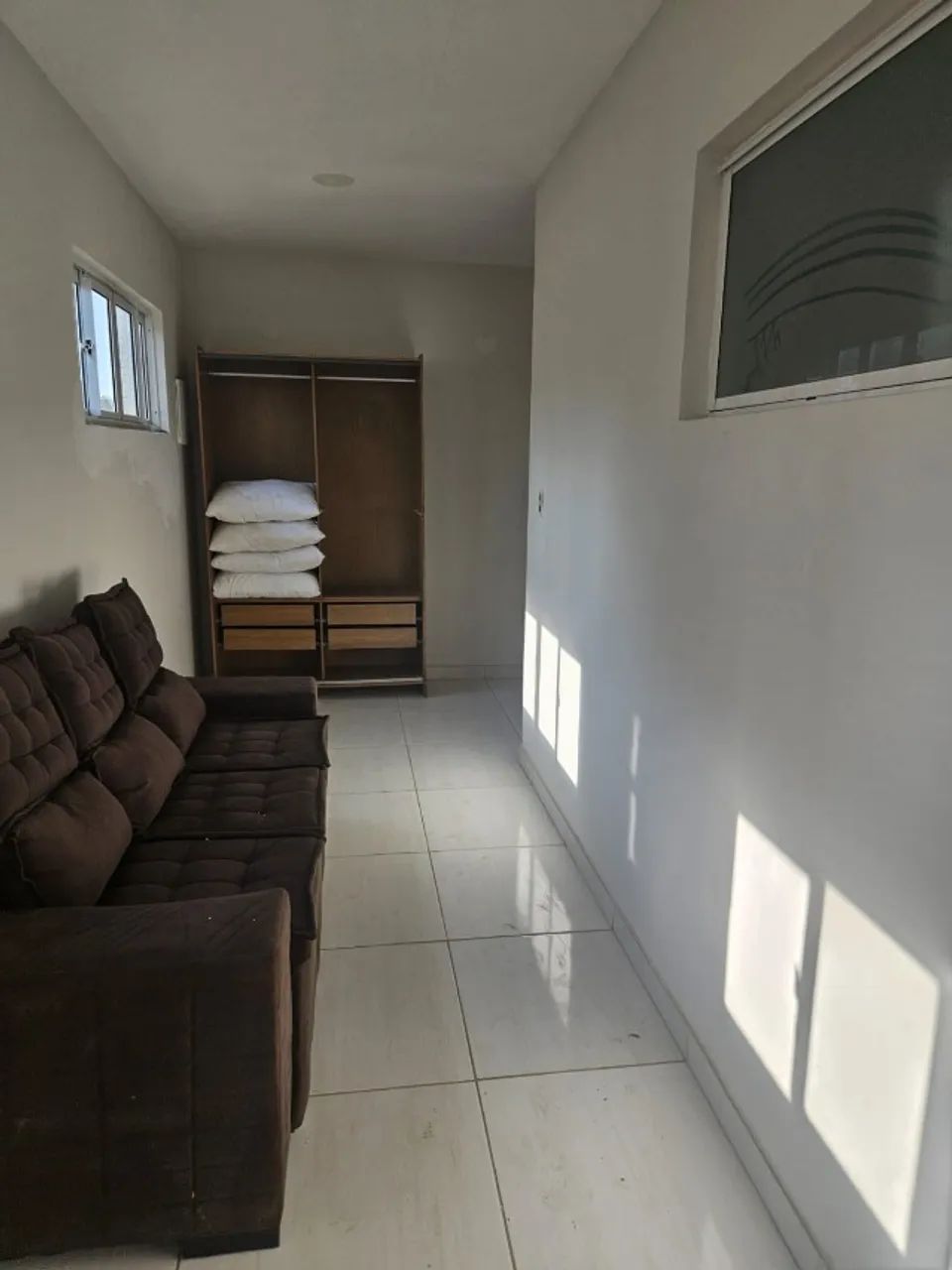 Excelente Casa para locação nos Bancários com 06 quartos, sendo 05 suítes e com Piscina  - Foto 3