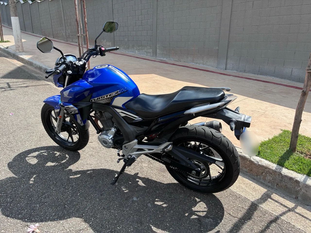 CB250 Twister - Foto 4