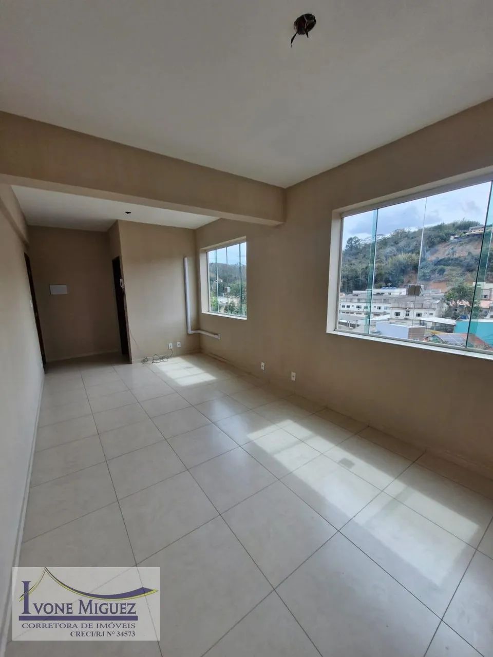 Sala em Centro - Paty do Alferes, RJ - Foto 3