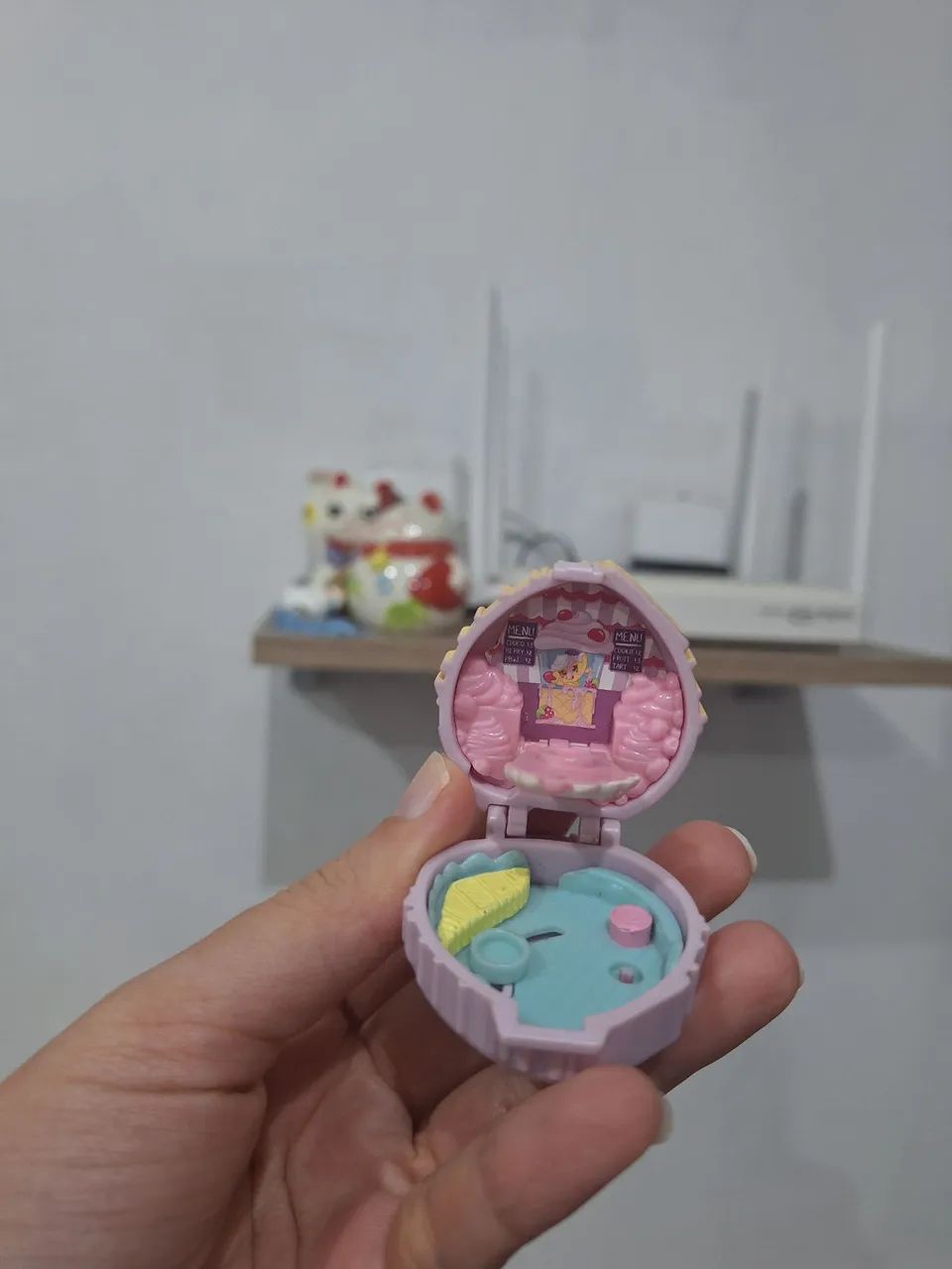 Mini casinha compacta Polly e Shopkins 