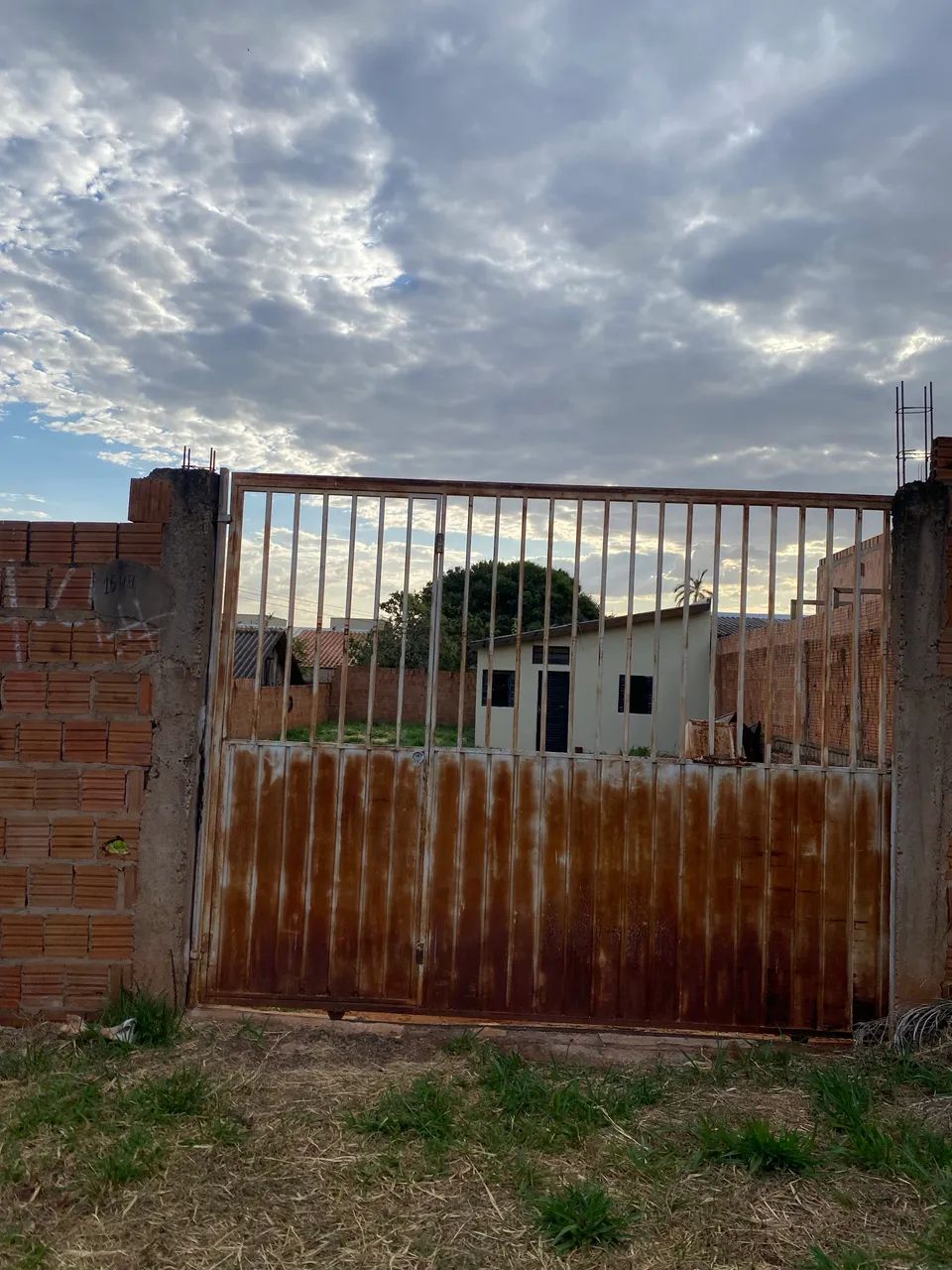 VENDO TERRENO