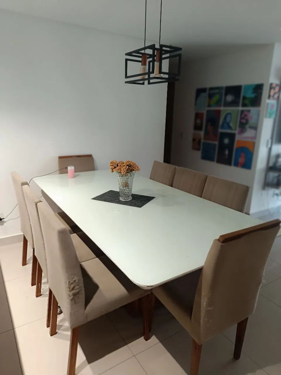 Mesa de jantar 8 cadeiras