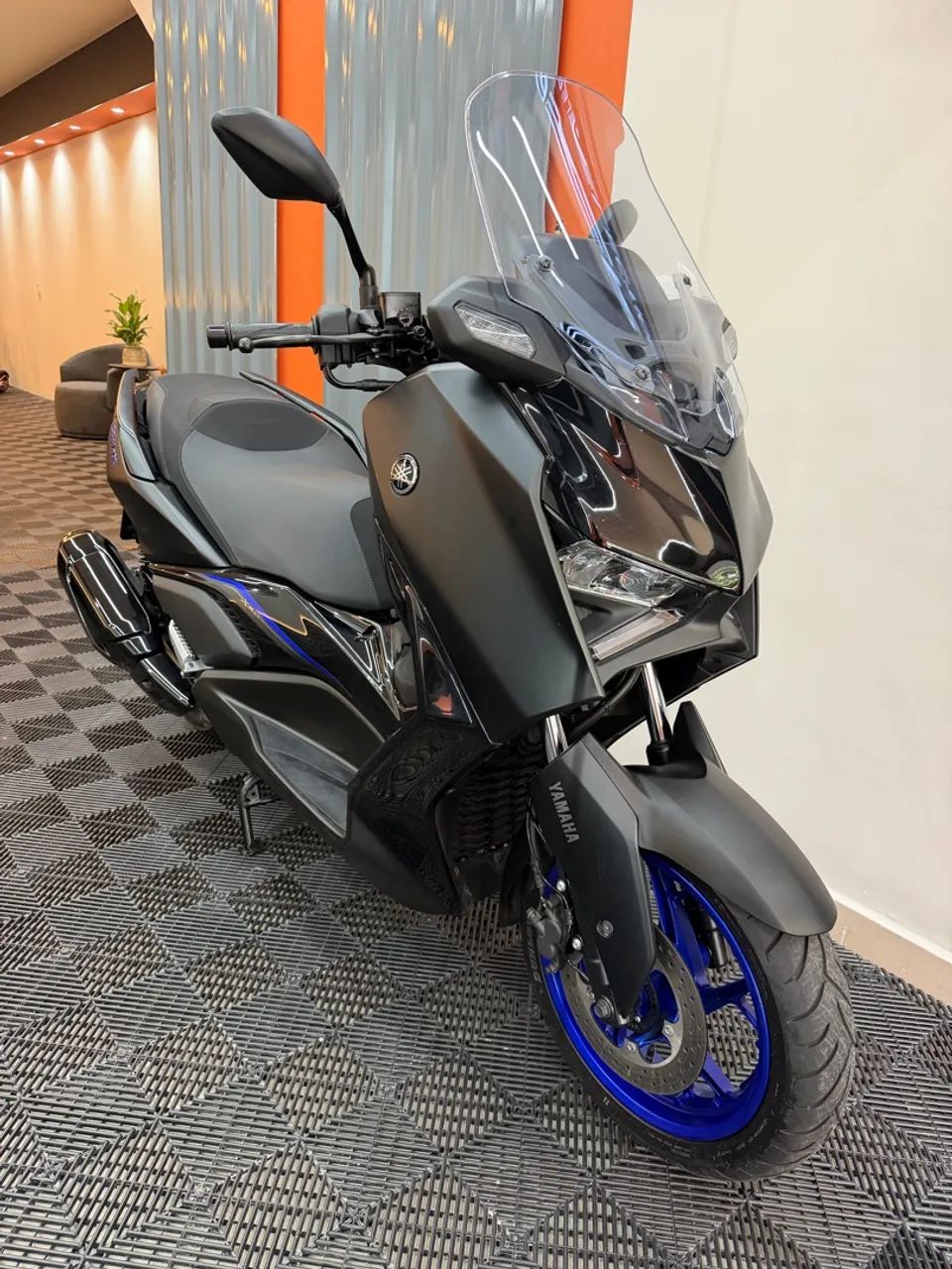 Xmax 300 2026 